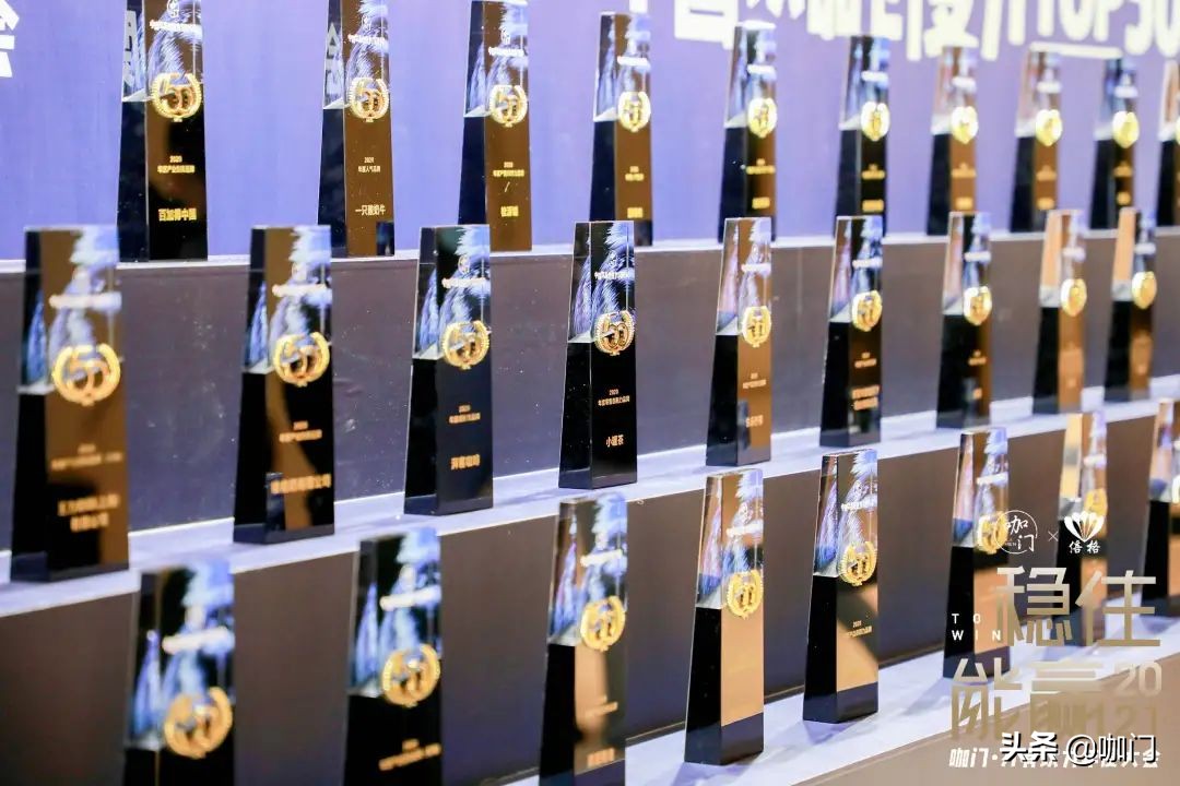 奈雪的茶和星巴克为什么在一起,星巴克咖啡和奈雪的茶