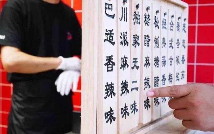 成都建设路附近美食街,成都美食排行榜前十名美食街