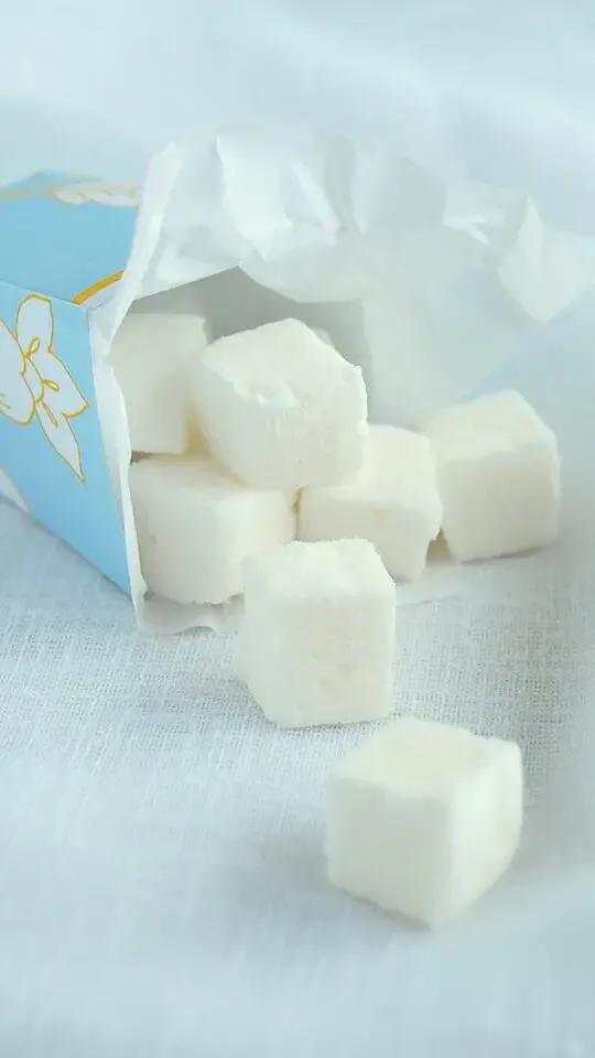 拒绝谈血变色，拒绝生理期羞耻