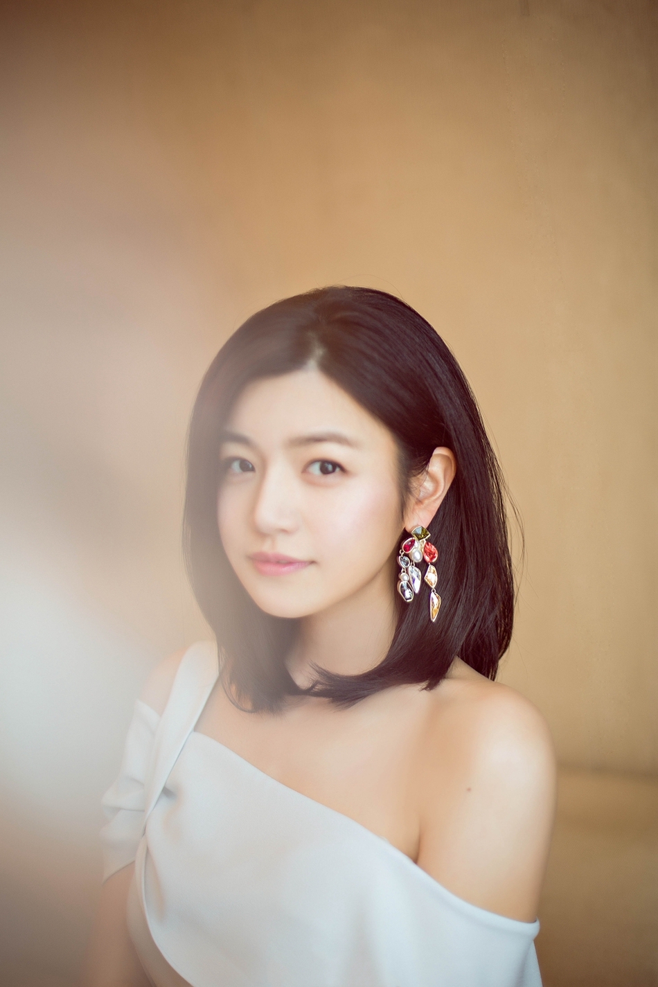 披头发好还是扎头发对发质好,发际线低适合扎头发还是披头发