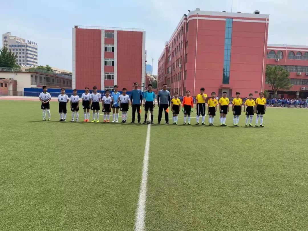 枣庄市立新小学第三届“校长杯”足球联赛圆满落下帷幕