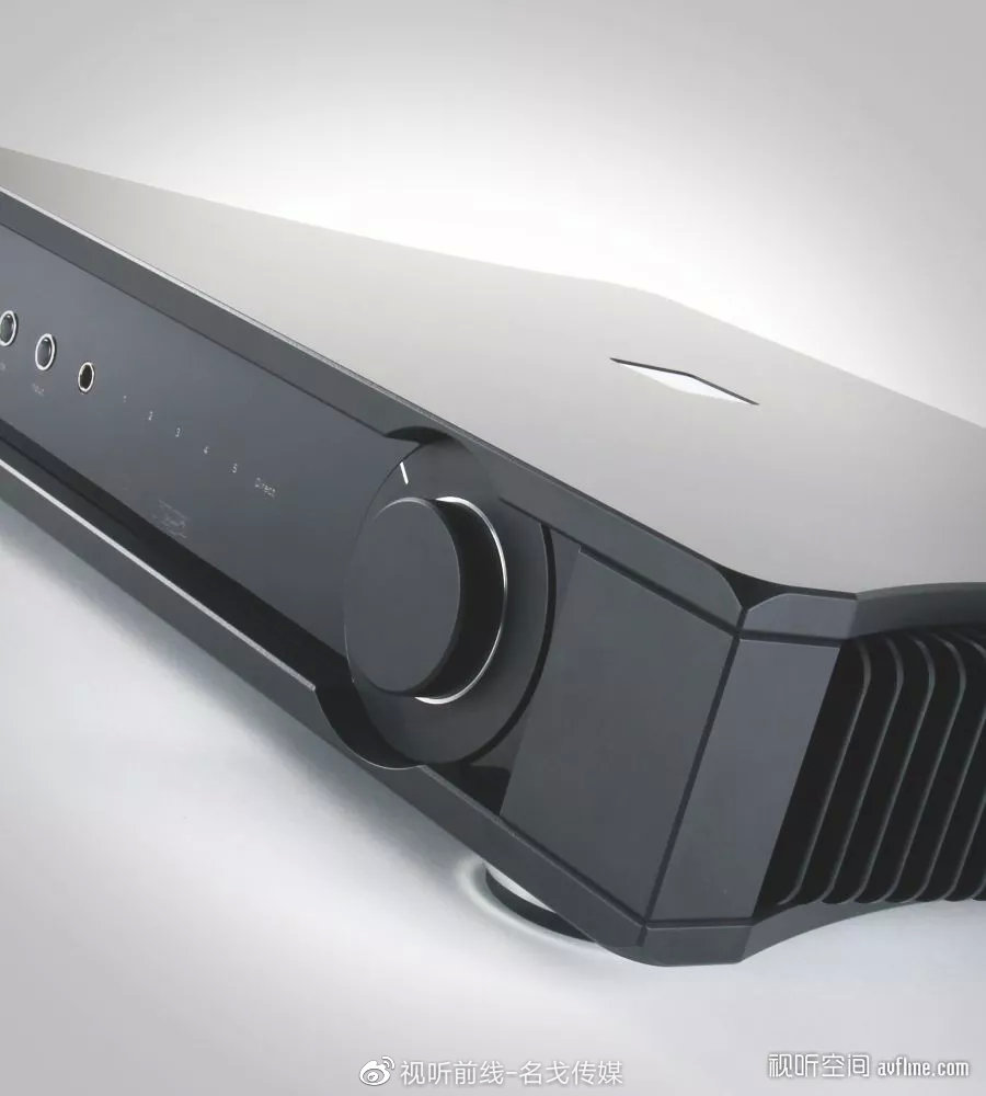 线路独特用料扎实：RegaAETHOS合并功放