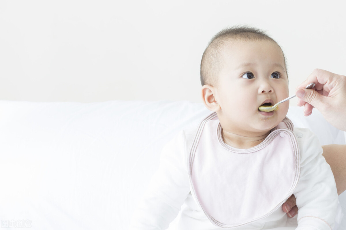 小孩月子里怎么样护理,月子里的宝宝护理知识大全