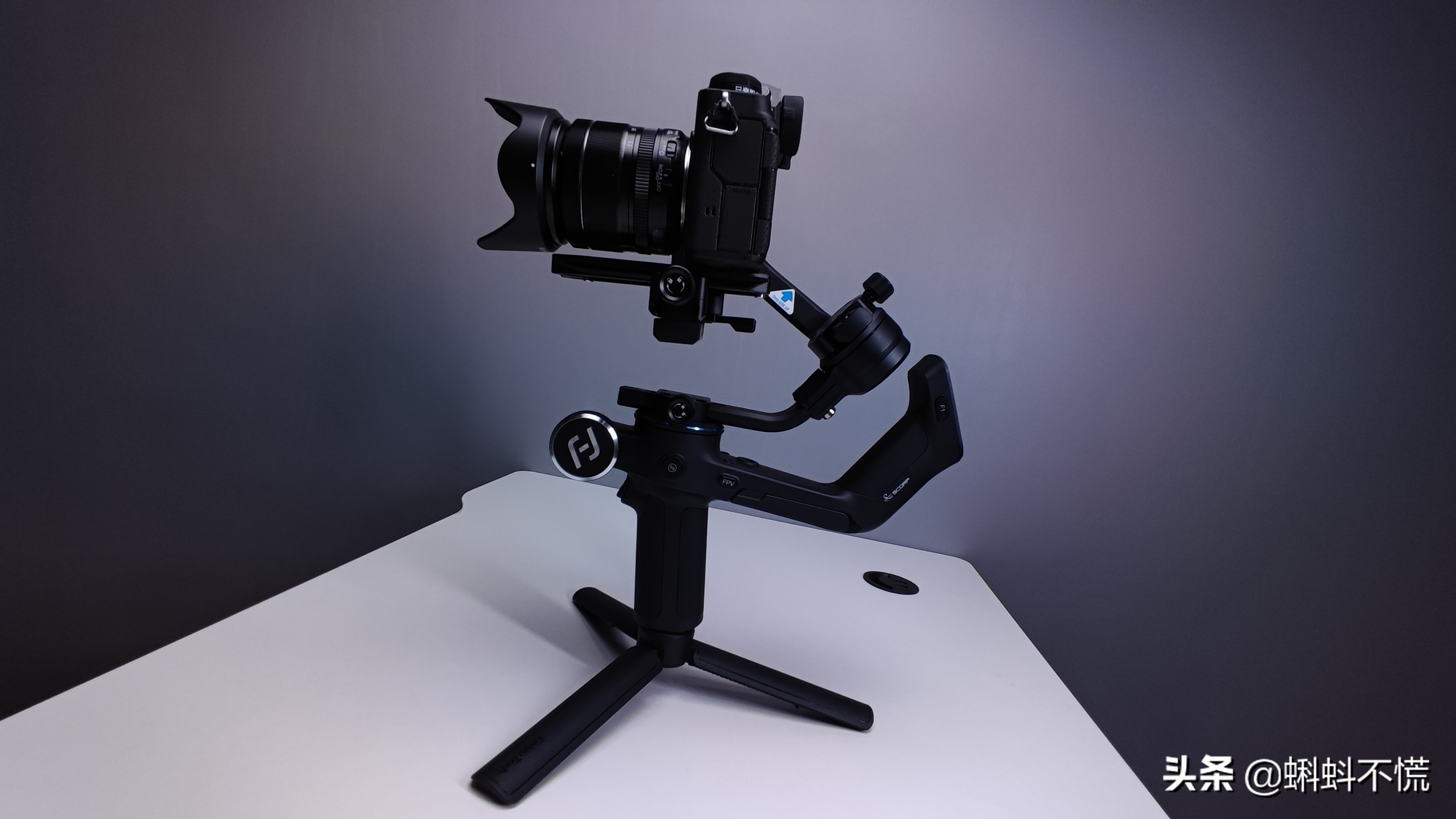 飞宇蝎子稳定器如何拍照,手机单轴稳定器飞宇测评