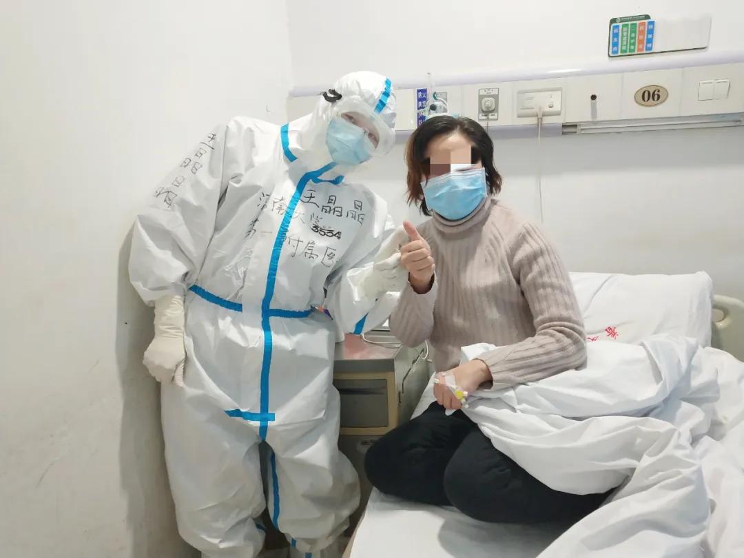 武汉战疫涌现出的正能量,武汉战疫中的坚守和奉献