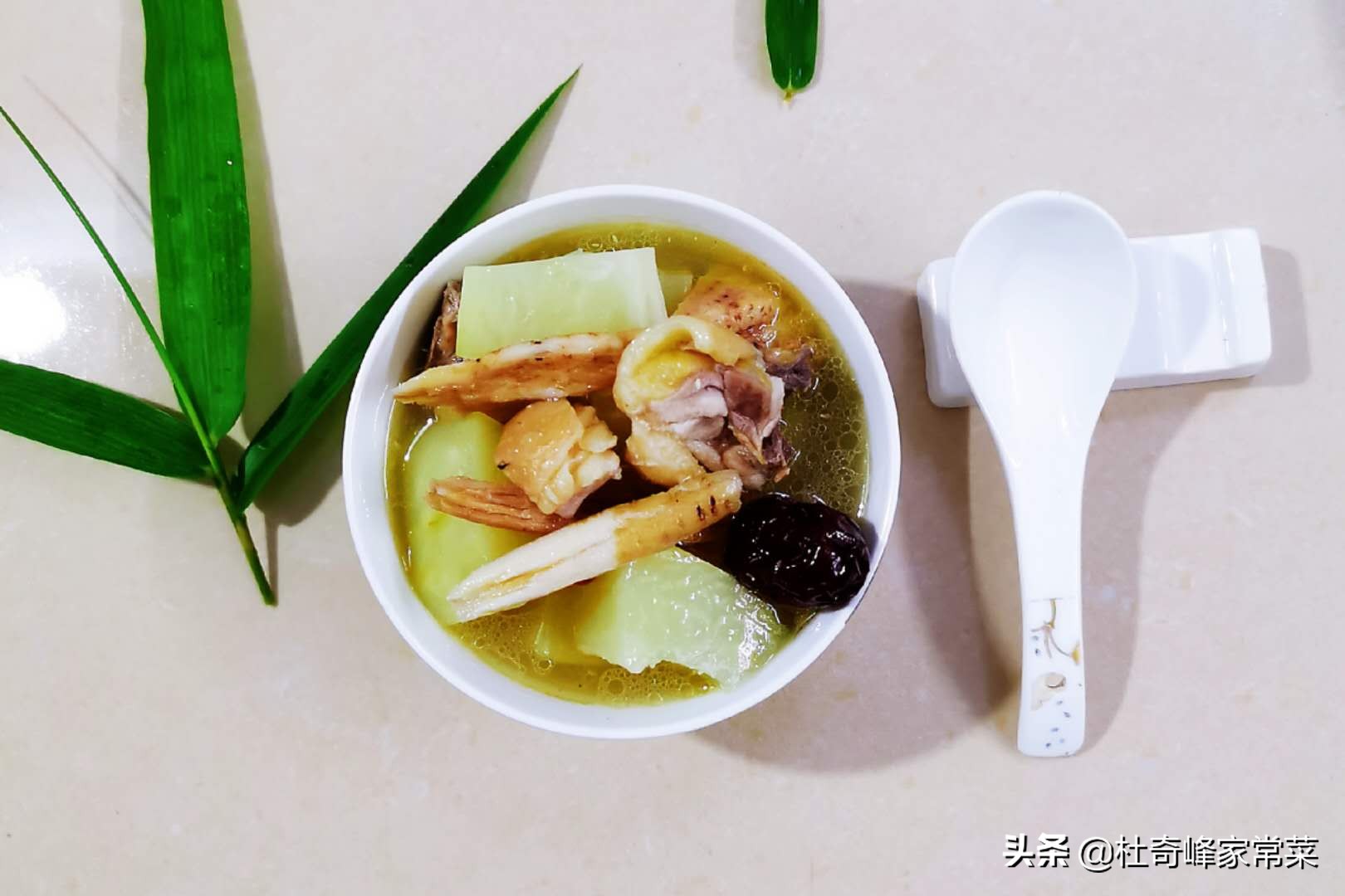 木瓜煲老鸡汤做法,木瓜煲鸡汤