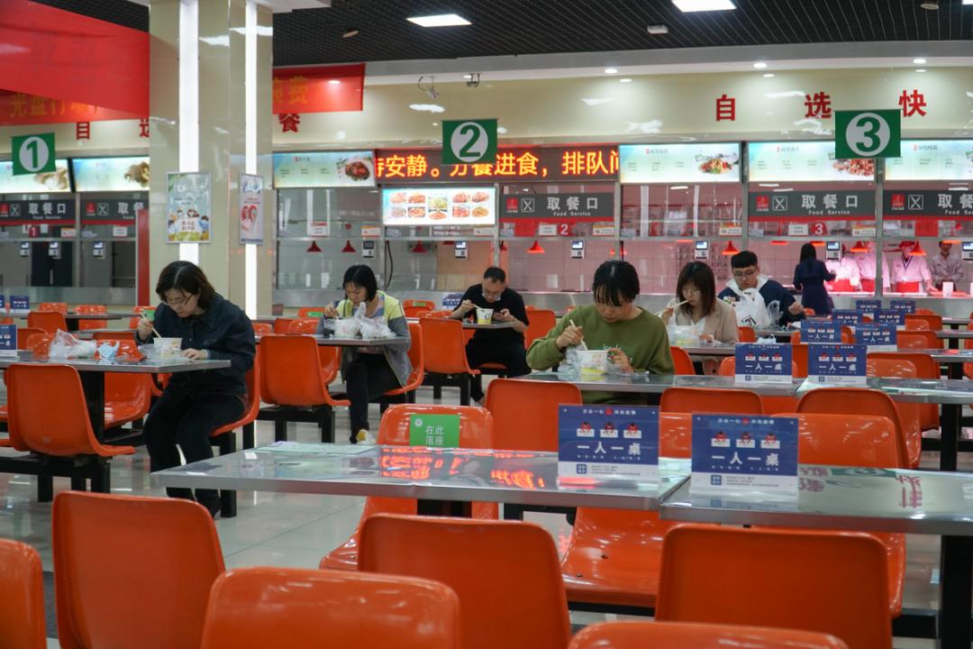 这一“师范大学”，开学“前5天”才通知返校，吃饭生活还成问题