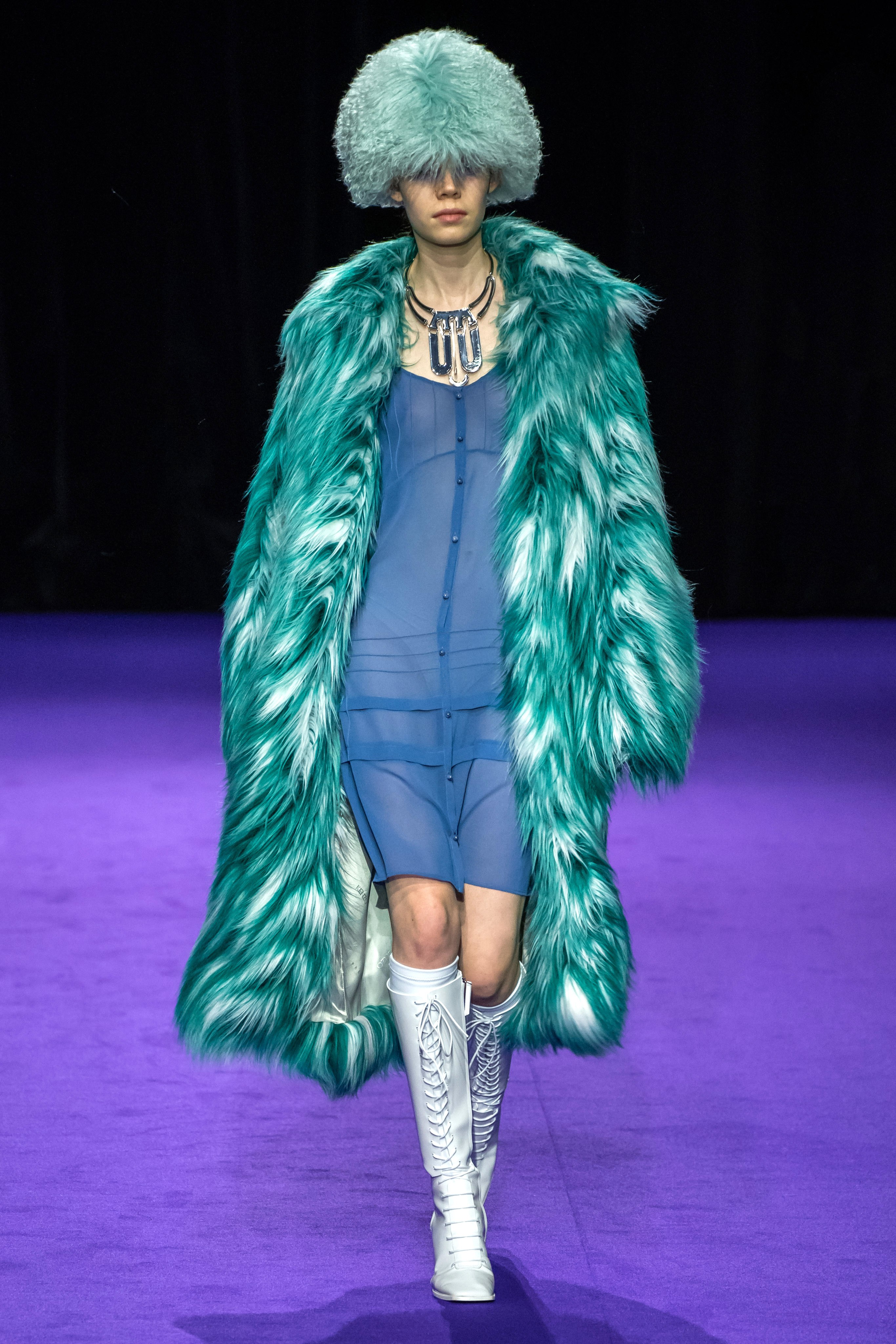 巴黎时装周kenzo,kenzo穿出时尚感