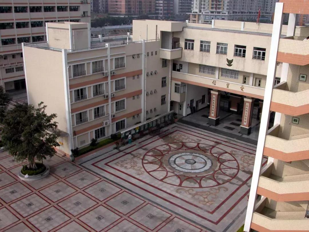 这所民校近年成绩体现了“低进高出，高进优出”的超强加工能力