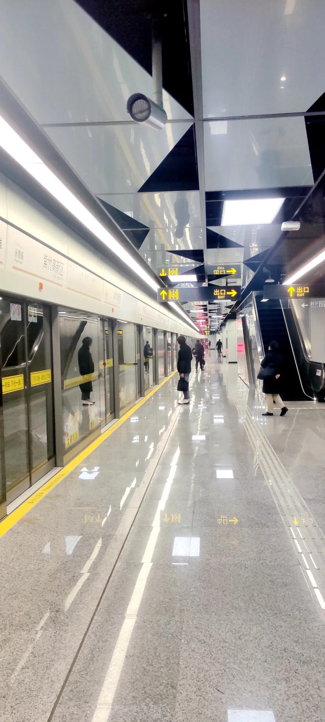 15号线运行线路示意图,15号线看轨道