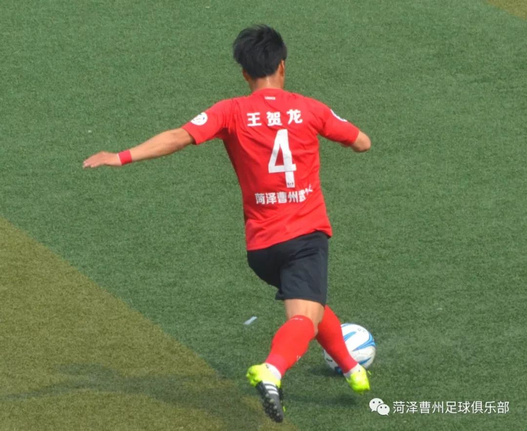 市体育局局长史长华亲临东营为曹州队加油助威,曹州队3:1胜对手