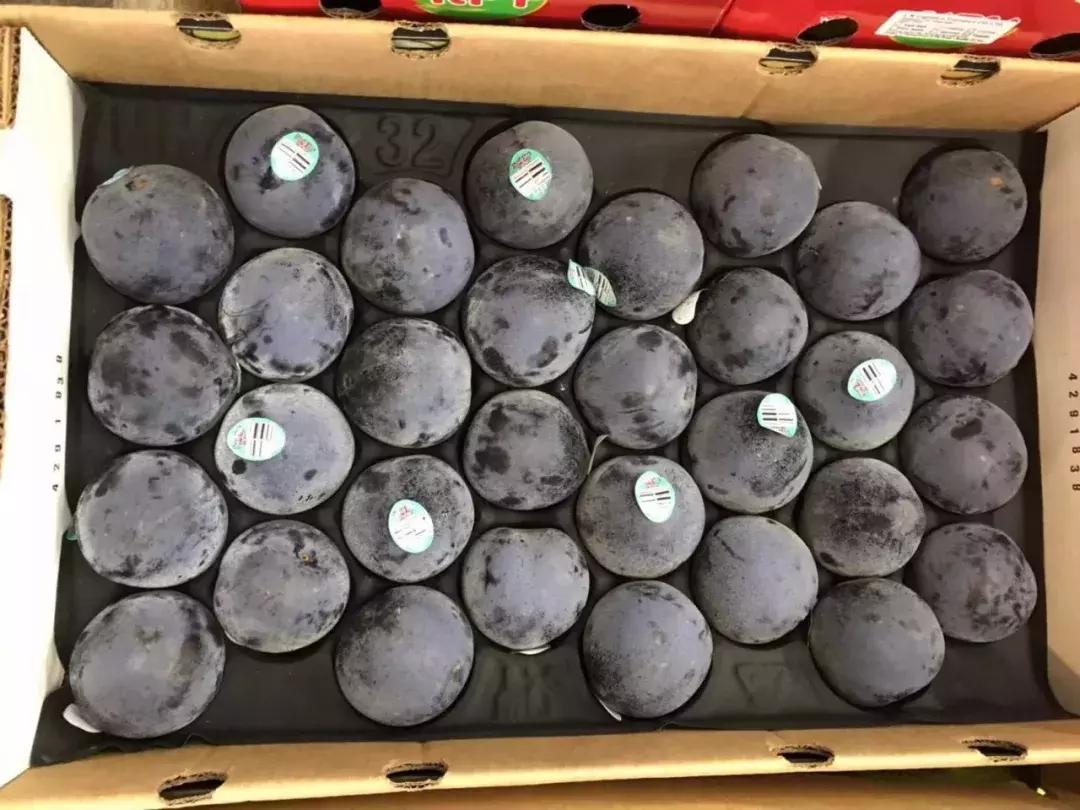 进口水果贵的原因在哪里,进口水果有哪些猫腻