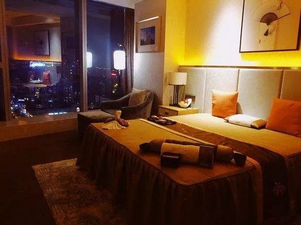 #净网2019#正规推拿按摩，特殊服务价格，这类私密养生会所正在坑惨中国男人！