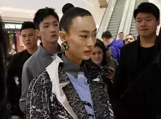 90后的秃头危机,90后开始秃头了每天坚持一个动作