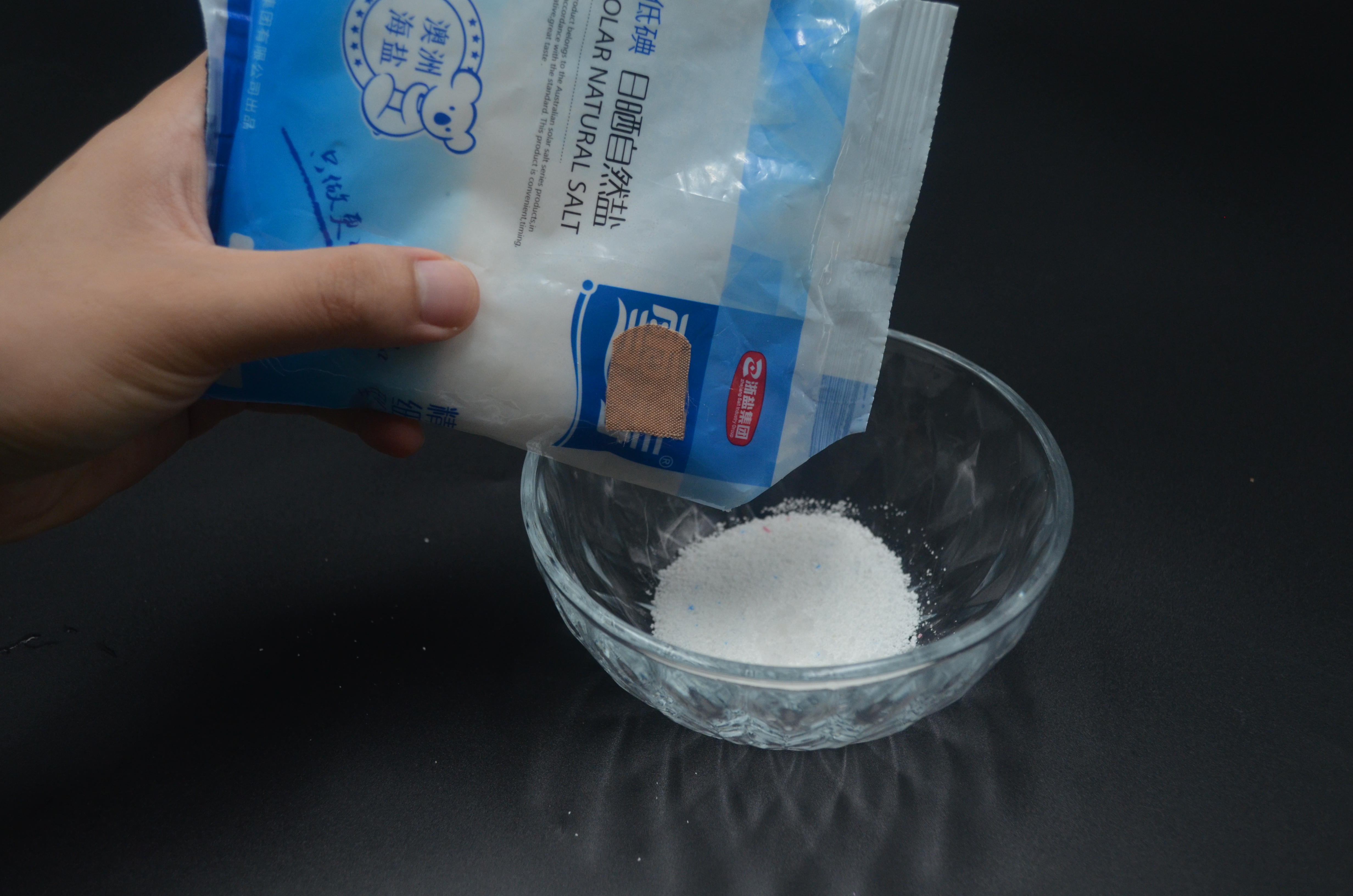 洗衣粉加什么放厕所,盐和洗衣粉一起放厕所除脏吗