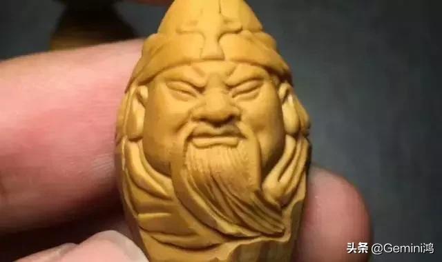 新手男生适合戴的文玩,手腕粗的男生戴什么文玩