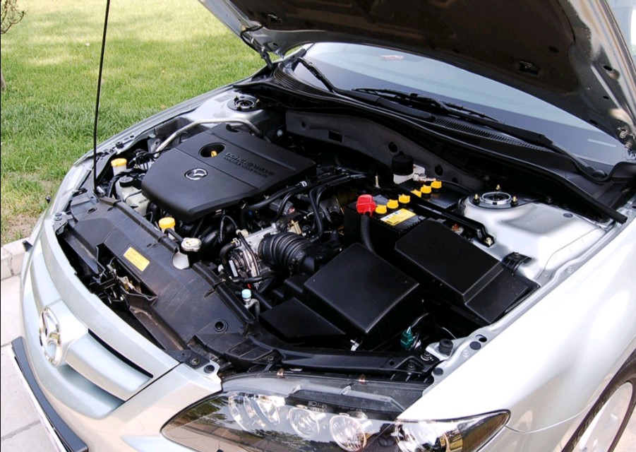 情怀老车马自达6wagon瓦罐旅行版