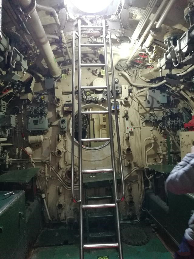 记忆的闸门什么意思,记忆里的天花板完整版