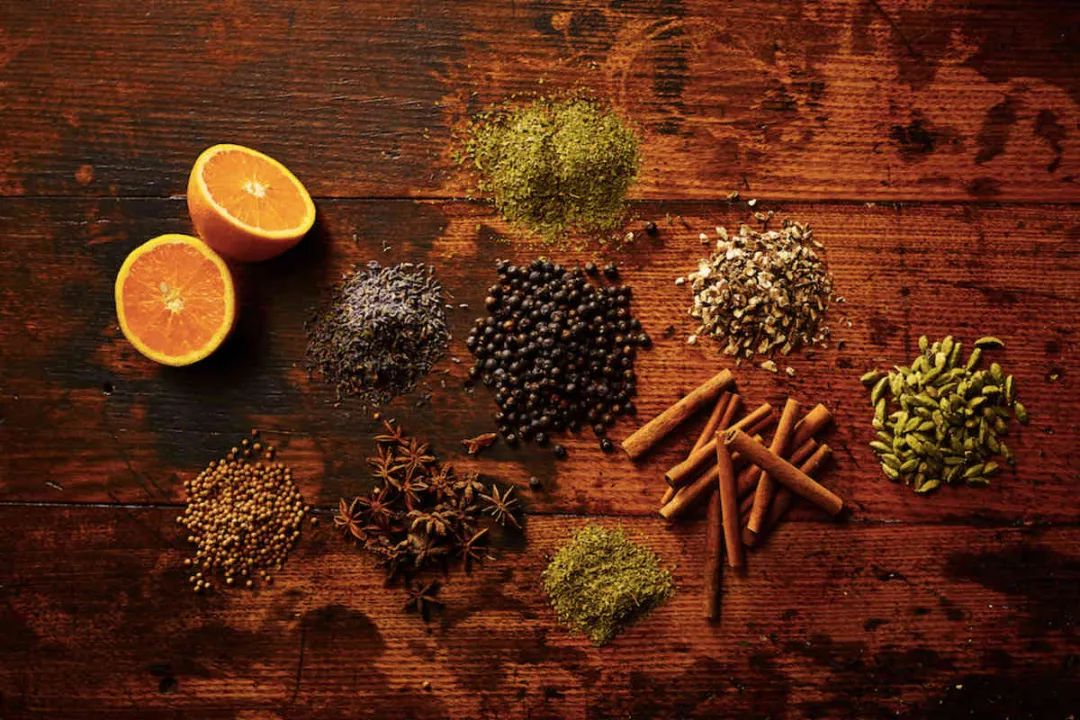 金酒与二锅头有区别吗,英国金酒怎么兑比较好喝