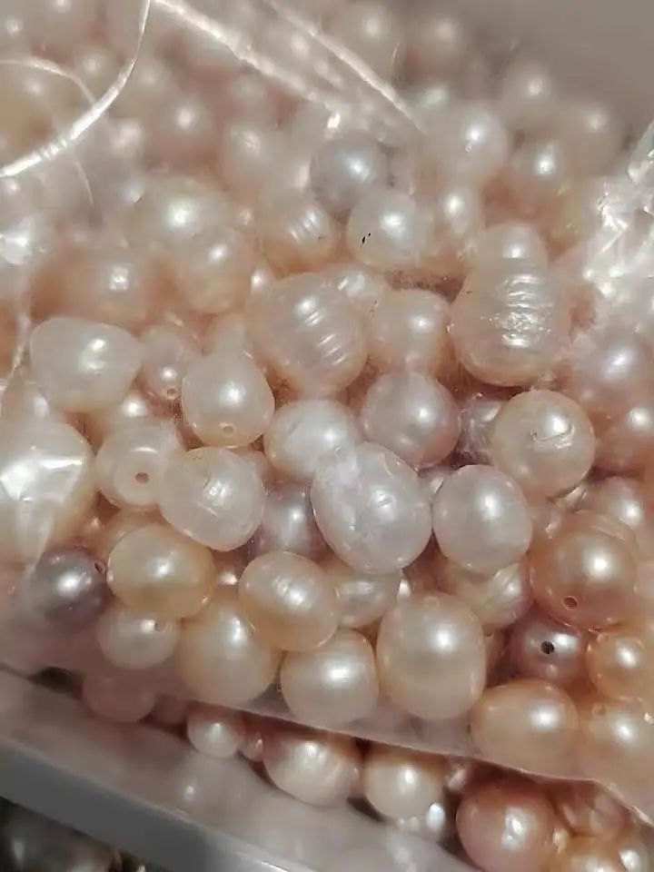 我在直播间“开蚌”成瘾,欠债14万