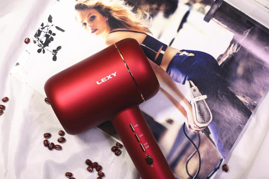 莱克水离子涡扇吹风机发布会,比戴森性价比高的吹风机