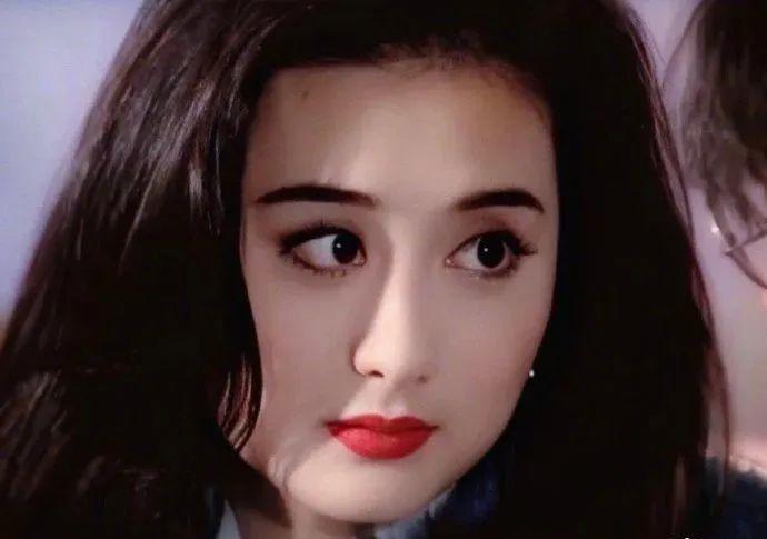 琼瑶剧陈德容马景涛梅花三弄,46岁琼瑶剧女郎陈德容近照