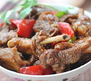 夜啤酒比较有特色的菜品,啤酒系列的菜品有哪些特点