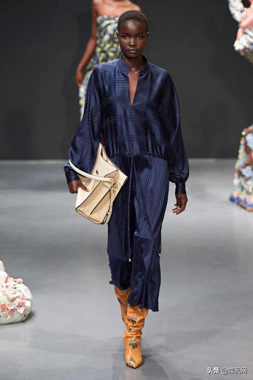 toryburch是真珍珠吗,toryburch算不算奢侈品牌