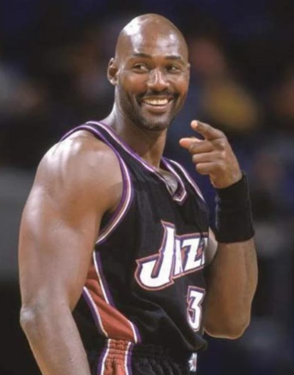 nba球衣里面为什么要穿紧身衣,nba球员球衣里穿的紧身衣叫什么