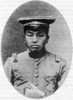 平江起义之前，彭德怀给黄公略写过一首密诗，提到了毛主席