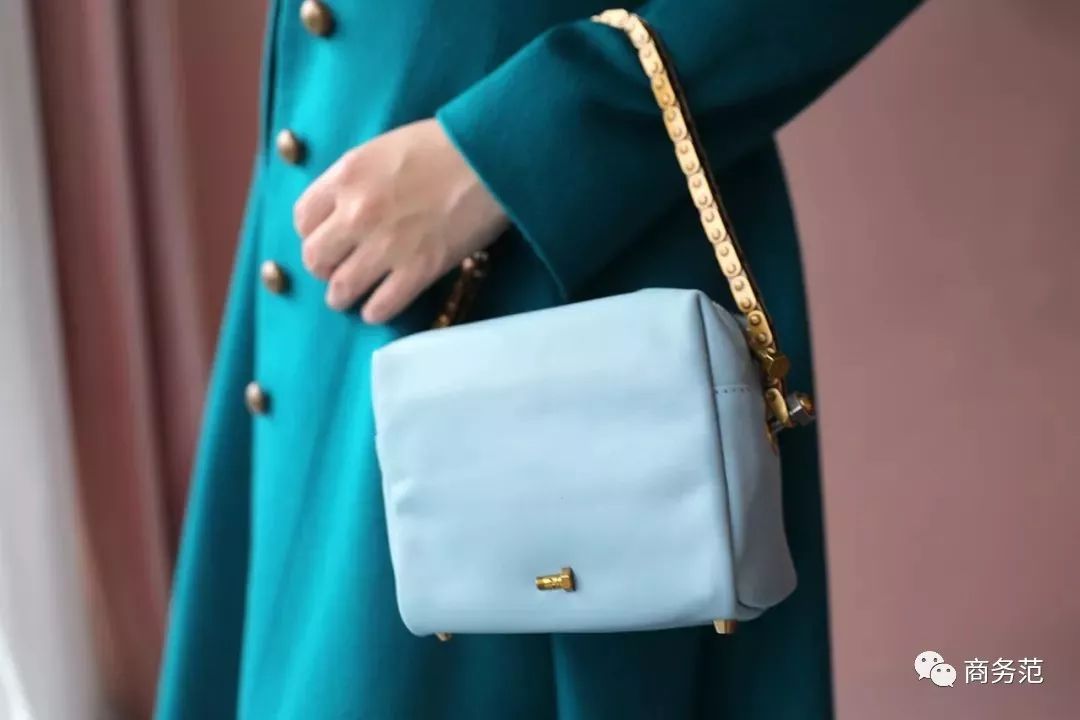 拆开之前收到的54个快递，每一份都让人感到美好