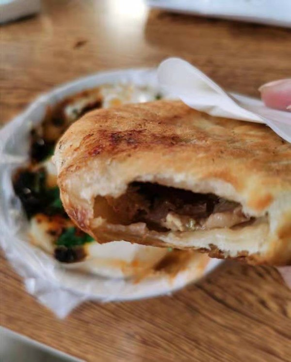 潍坊土炉肉火烧,潍坊传统肉火烧的炉子