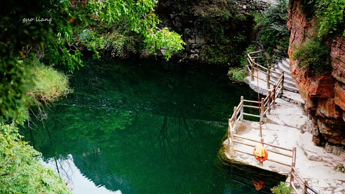 小游万仙山体验郭亮绝壁长廊,万仙山郭亮村景区瀑布介绍