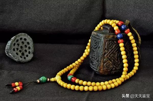 蜜蜡的鉴别方法和讲解,蜜蜡鉴别的方法和技巧