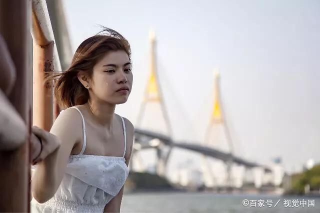 恋爱中双方都倔强,恋爱中偏执的人有哪些表现