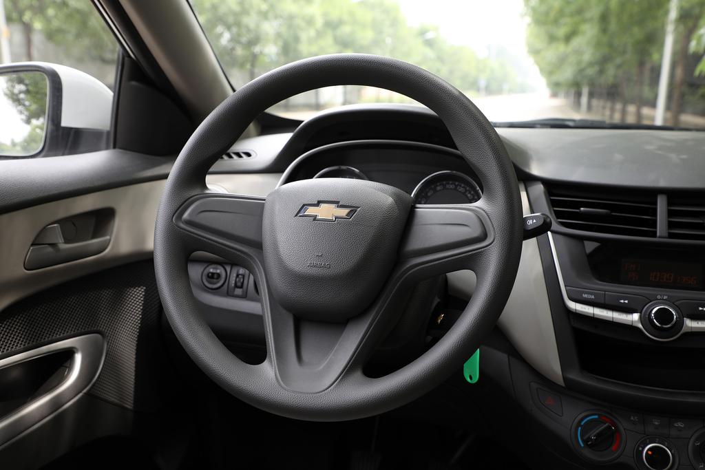 2万块钱手动挡练手车,预算2万的二手车练手