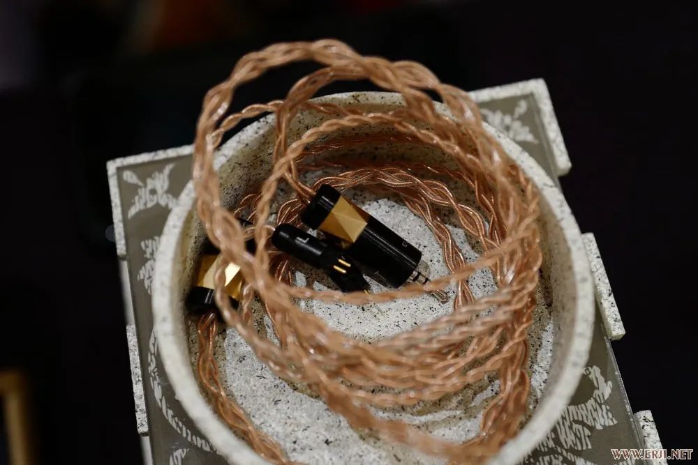 展商如何布展，才能让展位人气显得特别旺？成都国际耳机展大报道