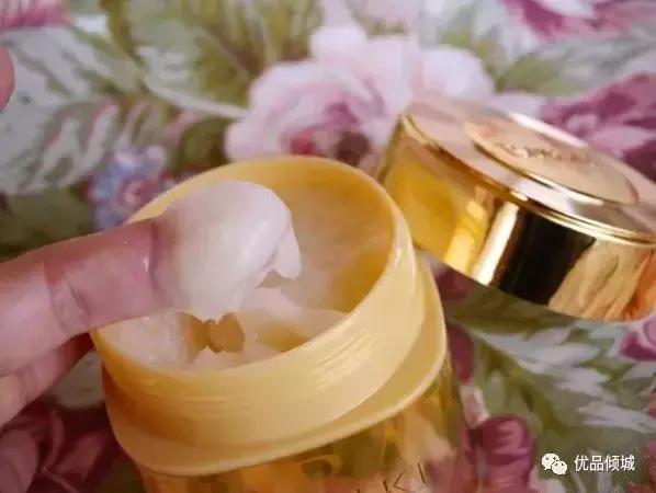 女明星们都用什么品牌的发膜呢,明星都用什么发膜和精油