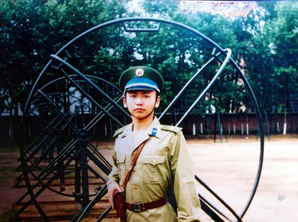 王伟一级英模和一等功,王伟被授予什么奖章