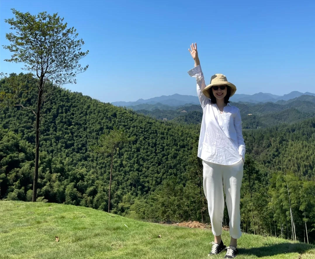 董花花与蒋凡现在怎么样了,阔太太落魄后生活水平