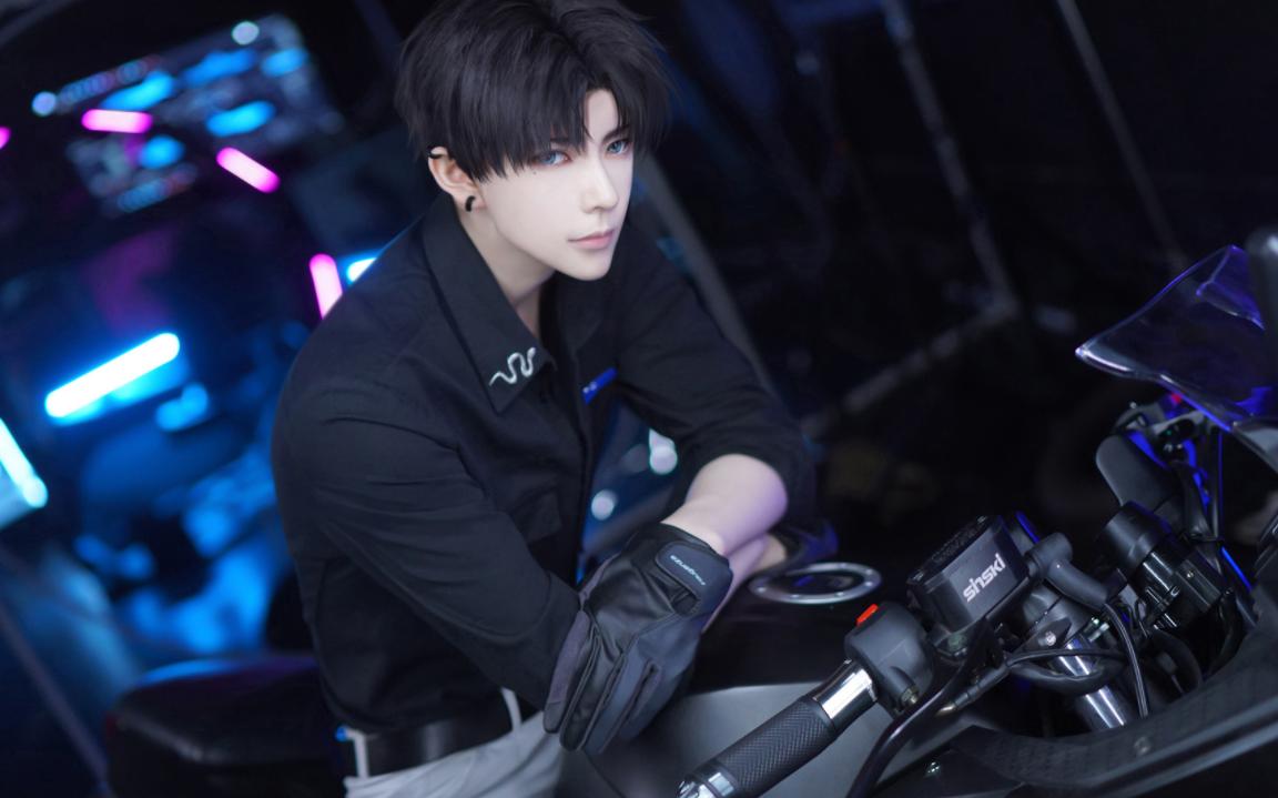 熊祁cos黑羽快斗,熊祁cos江西