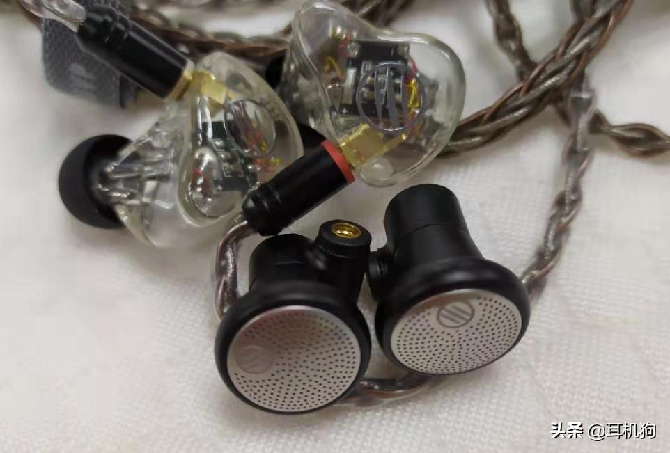 散发着发烧级音频设备的味道，PAWpico*放播**器运动性和音乐性兼具