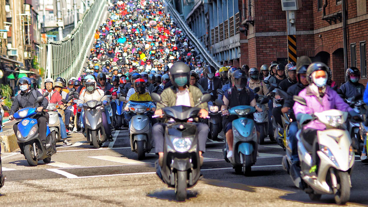 台北现在和大陆几线城市差不多,台湾人眼中的台北市