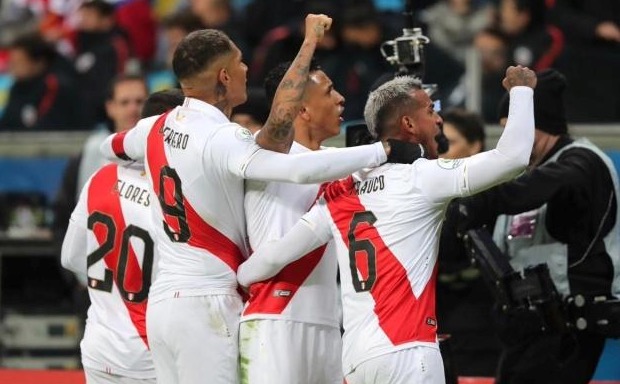 美洲杯奇迹，3千万秘鲁掀翻1亿卫冕冠军！2年前让智利无缘世界杯