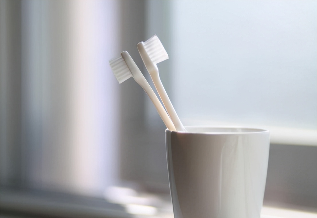 哪些工具可以清洁隐形牙套,隐形牙套多久清洁一次