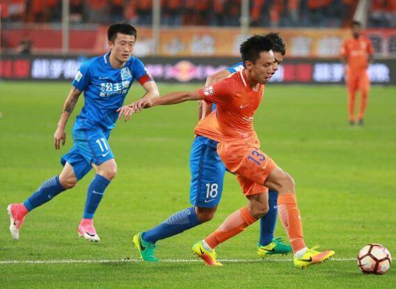 李铁回应国足落选,李铁谈郑智落选国家队