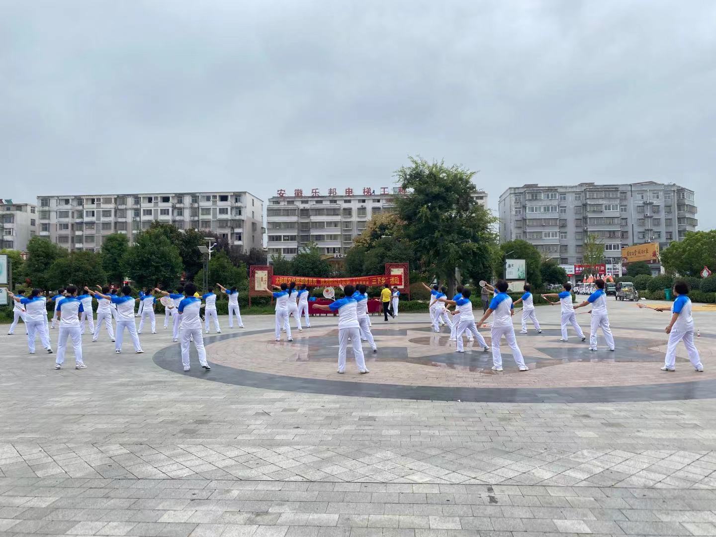 把惠民实事办到群众的心坎上,扎实推进我为群众办实事实践活动