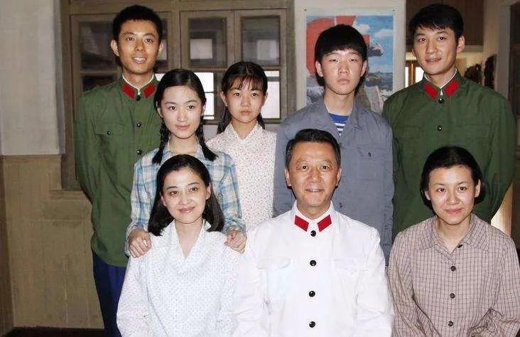 鍐涘簡鍙傚啗,鍐涘簡缁撳眬鐖舵瘝鐖辨儏