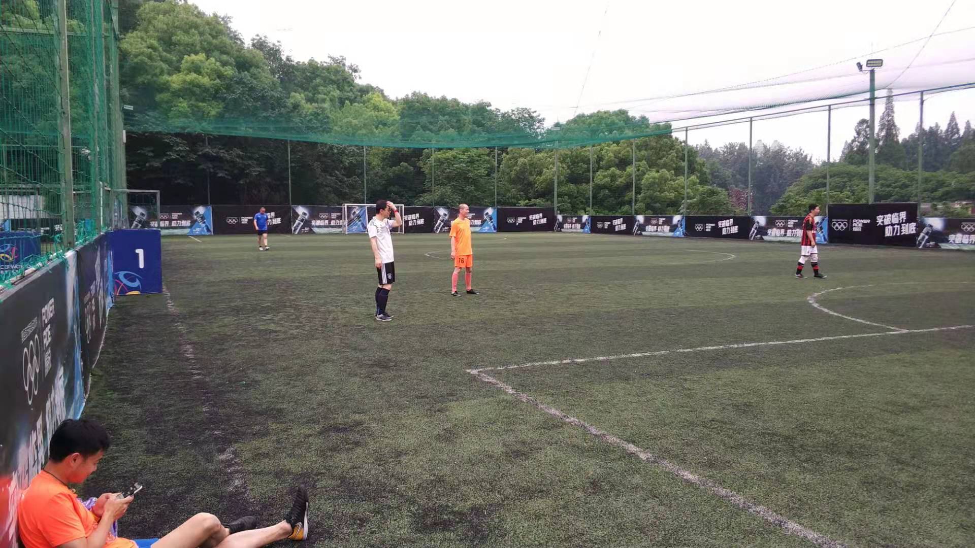 10年没踢球还会踢么,十几年没踢球了突然不会发力了