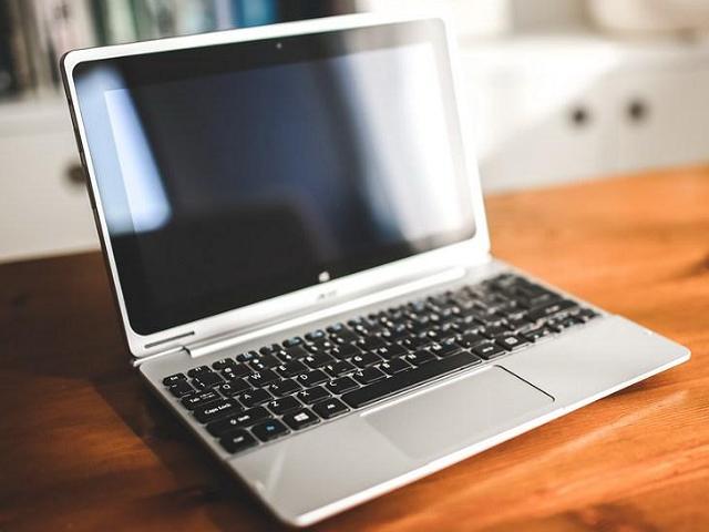 买笔记本电脑配显示器要注意什么,买二手笔记本电脑需要注意什么